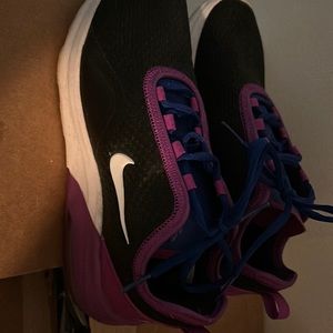 Nike Air Women’s Shoes
